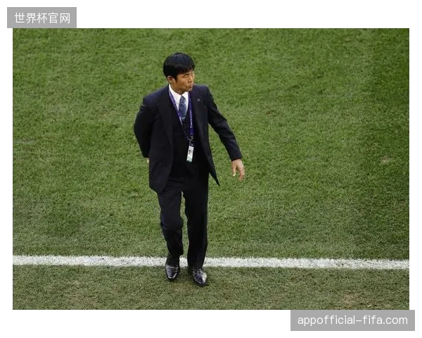 森保一围绕三笘薰和久保建英构建进攻体系,日本队寻求在世界杯赛场突破 森保一围绕三笘薰和久保建英构建进攻体系,日本队寻求在世界杯赛场突破